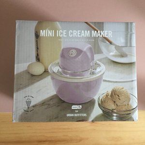 Urban Outfitter Ice Cream Pint Maker